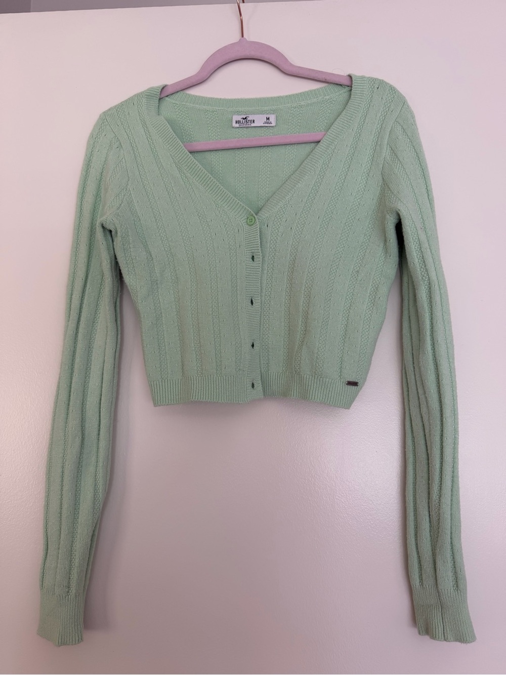 Hollister Mint Green Cropped V‑Neck Button Cardigan
